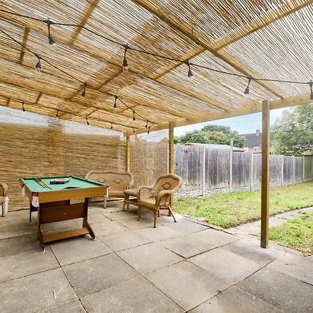 Low Rate For A 4-Bedroom House In Coventry With Free Unlimited Wi-Fi 2 Car Parking 53 Qmc Εξωτερικό φωτογραφία