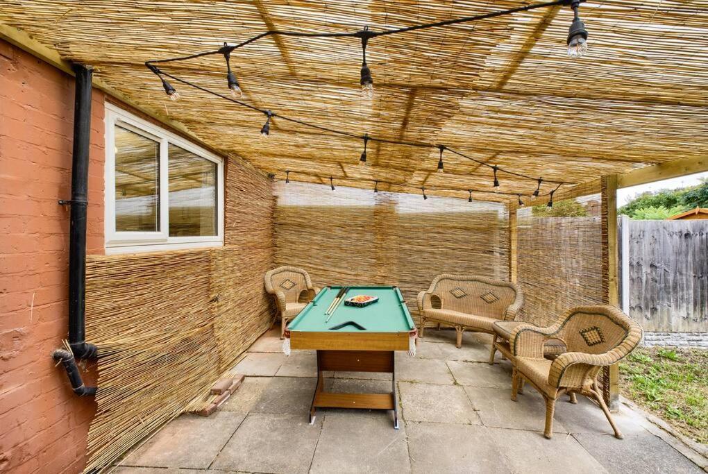Low Rate For A 4-Bedroom House In Coventry With Free Unlimited Wi-Fi 2 Car Parking 53 Qmc Εξωτερικό φωτογραφία